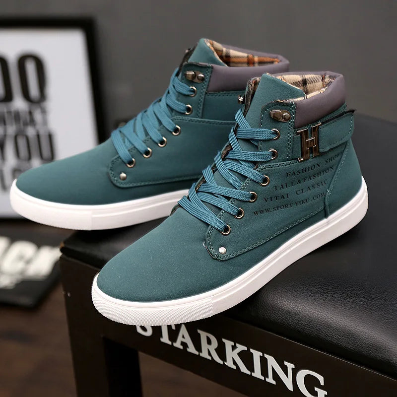 Nuove Scarpe da Skateboard da Uomo Eleganti Scarpe Casual Alte da Esterno Sneakers Tempo Libero Traspiranti Scarpe da Passeggio Chaussure Homme