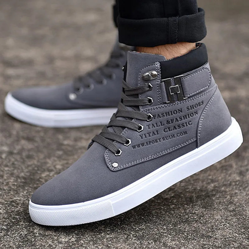 Nuove Scarpe da Skateboard da Uomo Eleganti Scarpe Casual Alte da Esterno Sneakers Tempo Libero Traspiranti Scarpe da Passeggio Chaussure Homme