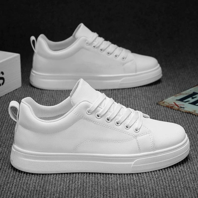 Scarpe da Skateboard da Uomo High Top Sneakers Traspiranti Bianche Sportive Scarpe da Studente Scarpe da Passeggio da Strada Chaussure Homme