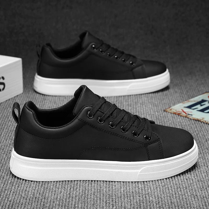 Scarpe da Skateboard da Uomo High Top Sneakers Traspiranti Bianche Sportive Scarpe da Studente Scarpe da Passeggio da Strada Chaussure Homme