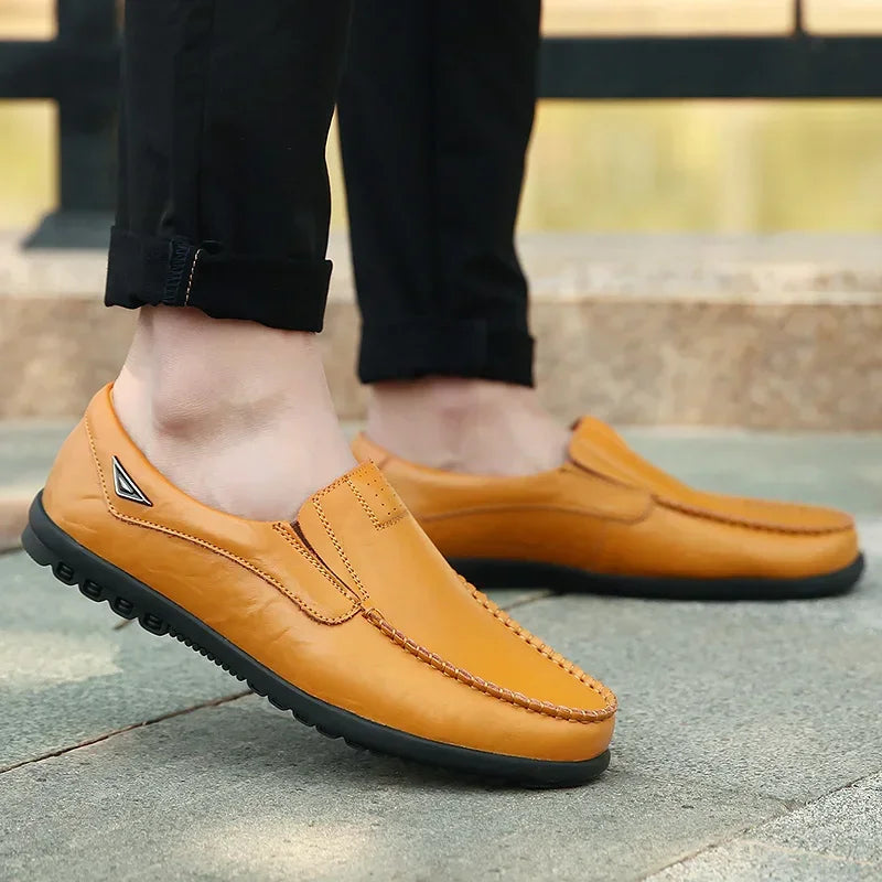 2026 Brand Men's Casual Shoes Soft Mens Loafers Outdoor Walking Driving Comfortable Slip-on Male Flats Chaussure Hommes Hot Sell