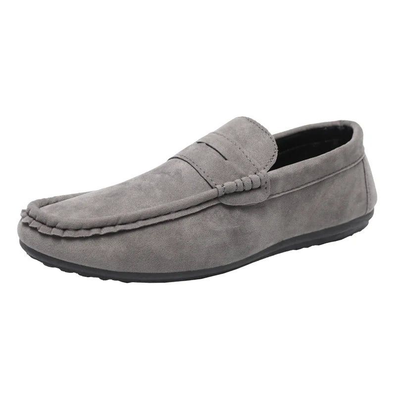 Mocassini da uomo morbidi di alta qualità Scarpe primaverili autunnali Scarpe casual da uomo Scarpe calde slip-on Scarpe da guida di grandi dimensioni Calzature da uomo