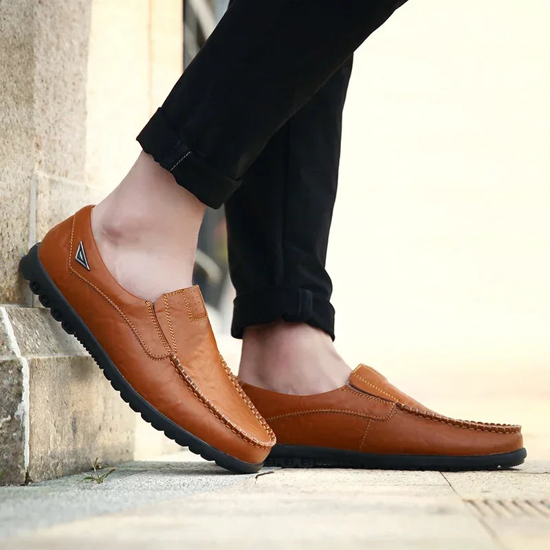 2026 Brand Men's Casual Shoes Soft Mens Loafers Outdoor Walking Driving Comfortable Slip-on Male Flats Chaussure Hommes Hot Sell