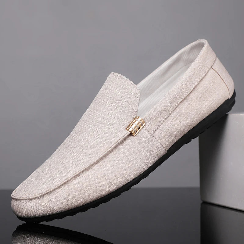 Mocassini da uomo morbidi di alta qualità Scarpe primaverili autunnali Scarpe casual da uomo Scarpe calde slip-on Scarpe da guida di grandi dimensioni Calzature da uomo